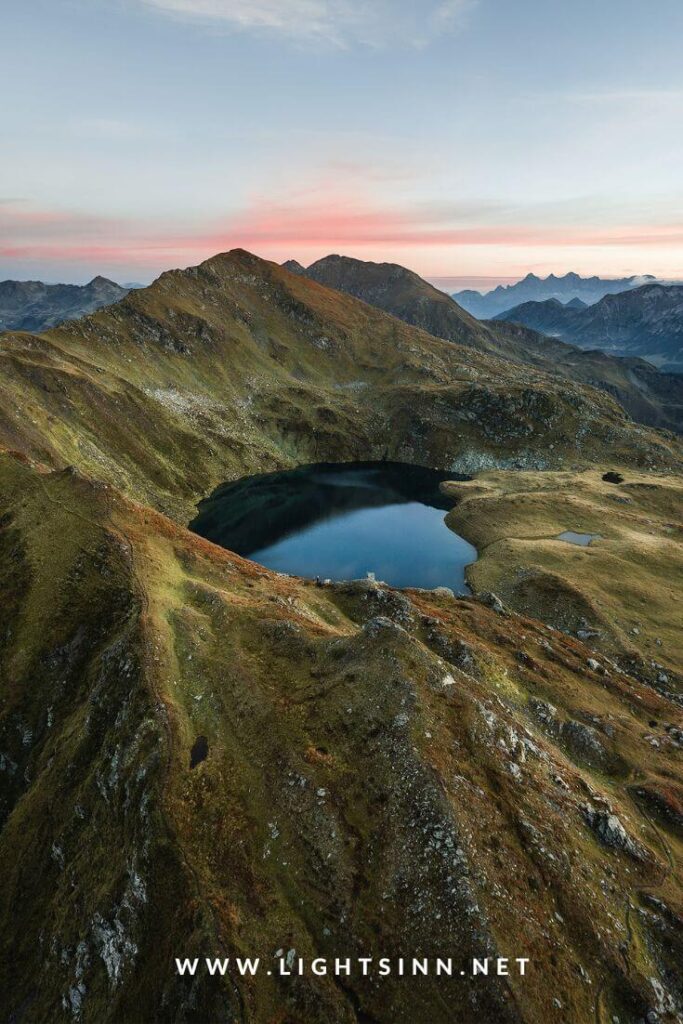 almsee-alpine-hut-cabin-huette-alpen-austria-oesterreich-berge-mountains