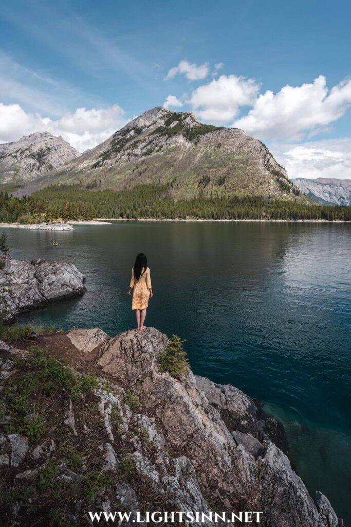 canada-kanada-minnewanka-banff-roadtrip-boat-ship-ferry-rocks-wolken-baden-swim-labrador-nova-scotia-labrador-calgary-olympia