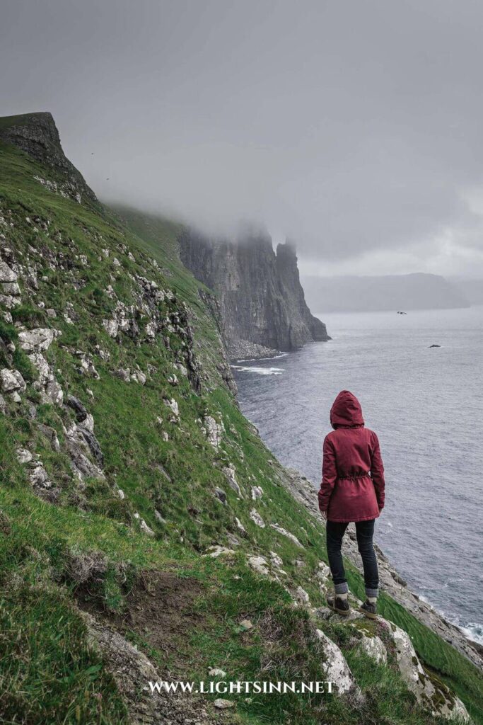 faroe-islands-trolls-finger-hike-may-march-april-spring-autumn-winter-summer-guide-travels