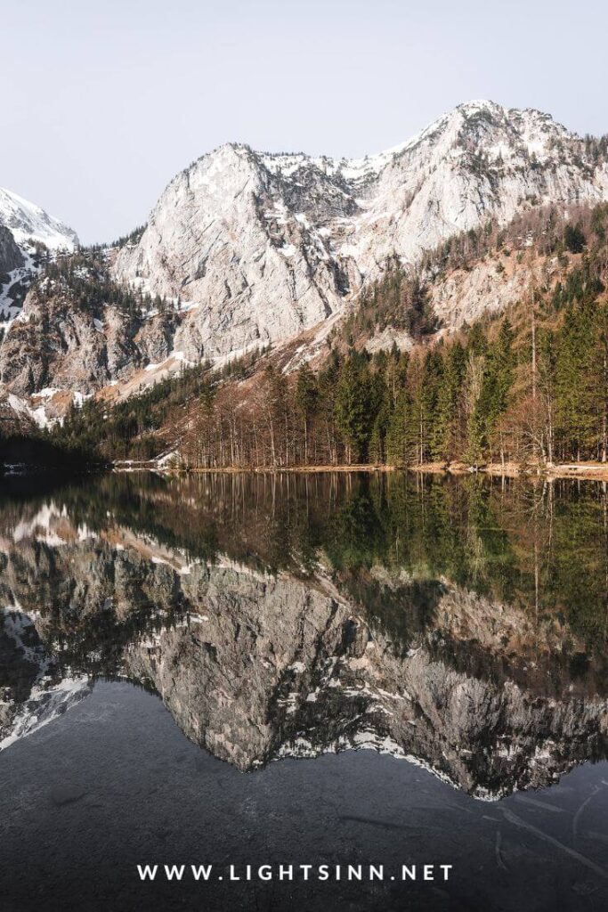 mountains-alps-berge-lake-view-reflections-snow-winter-canoe-kanu-sup