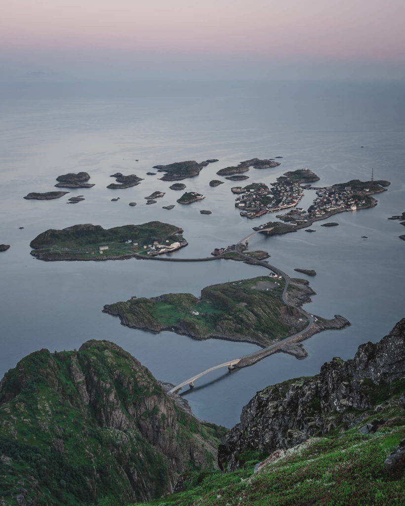 norways-lofoten-islands-heningsvaer-leknes