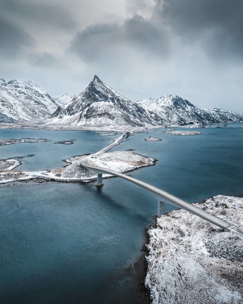 norways-lofoten-islands-norge-narvik-leknes-bridge